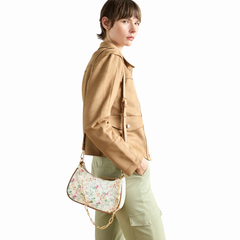 Anna Field rankinė – gėlėta su grandinėle