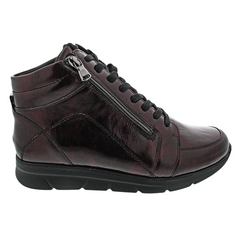 Waldläufer K-Jenny – tamsiai rudi lakuoti aulinukai